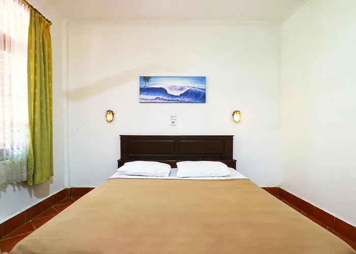 Kedin's 3* Seminyak (Bali)