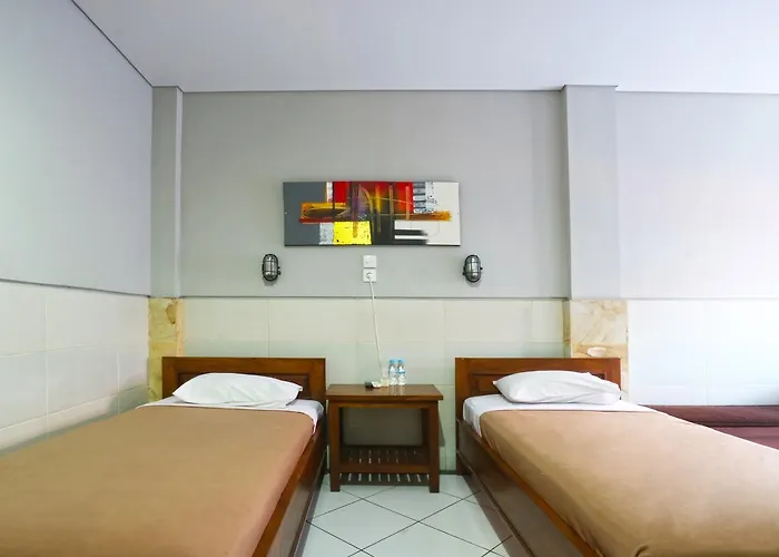 Kedin's 3* Seminyak (Bali)
